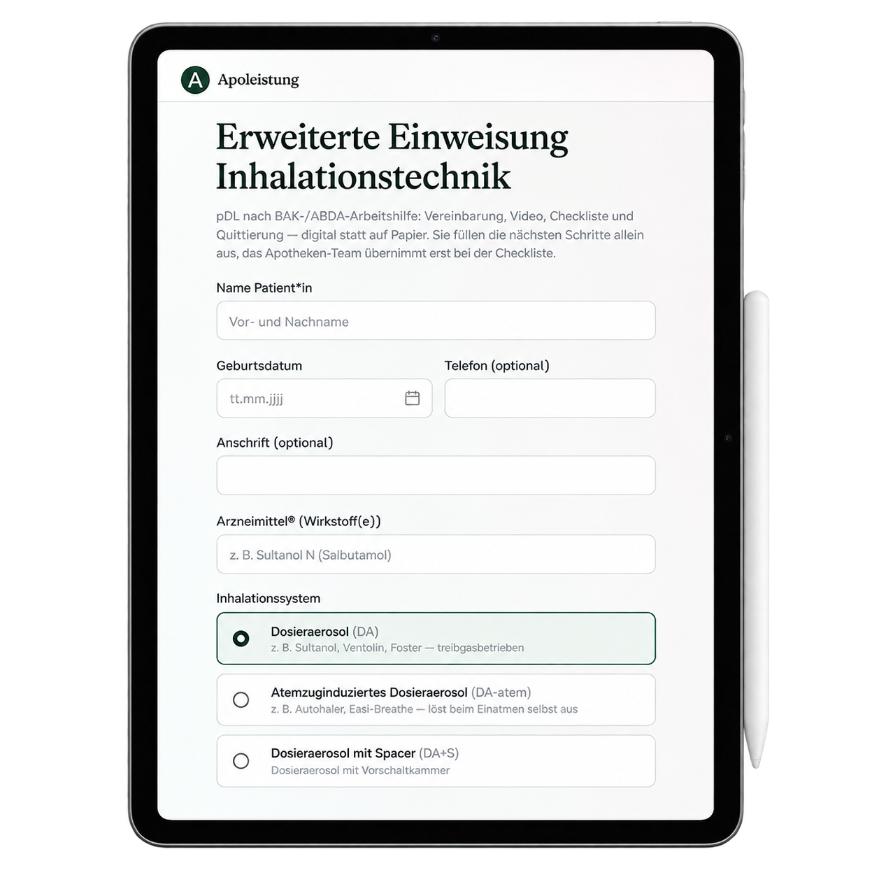 Tablet an der Apothekentheke, auf dem ein Patient seine Daten einträgt